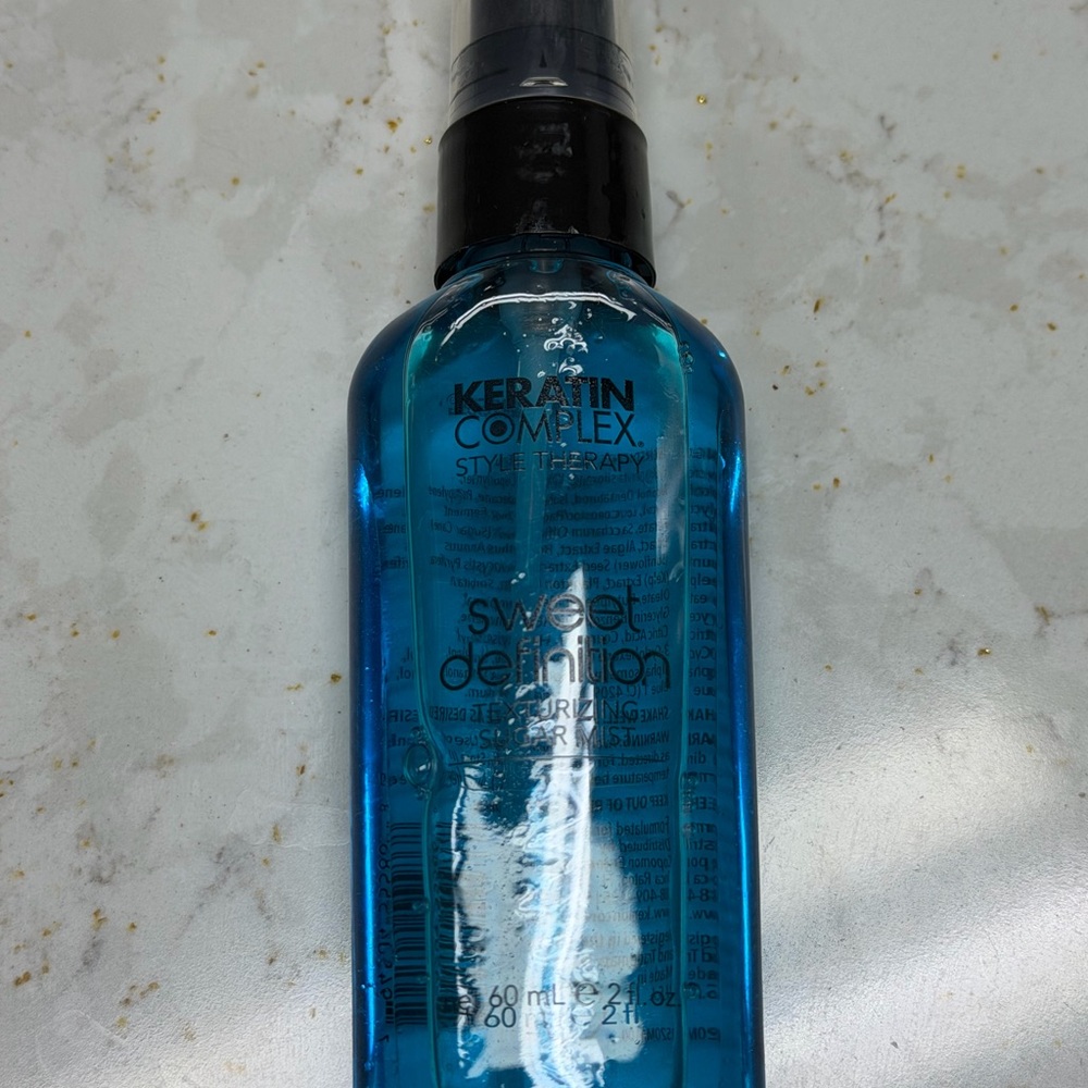 Keratin Complex Sweet Definition Texturizing Sugar Mist - Blue - Picture 1 of 5